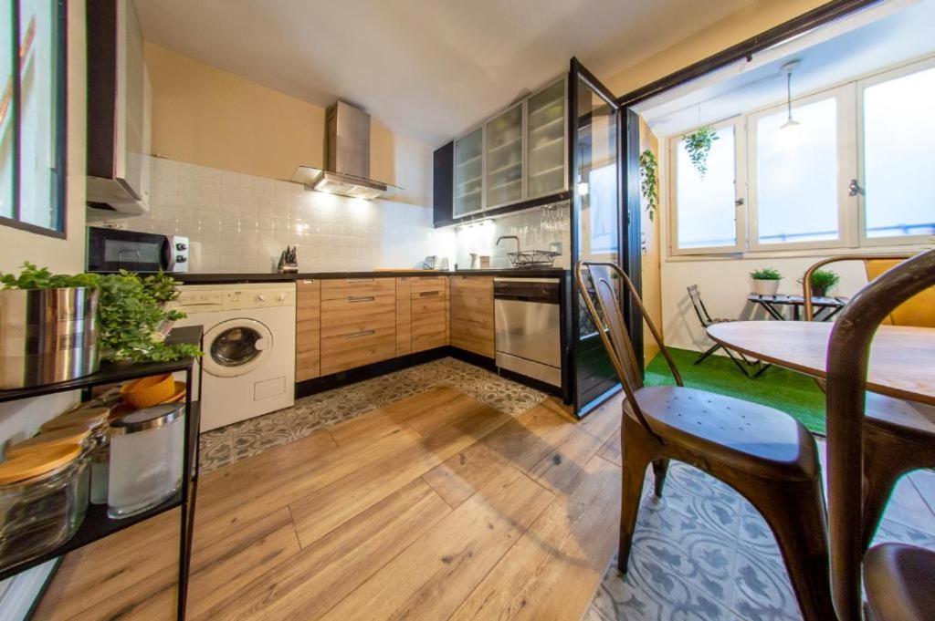 Retromirabeau - Chambre Suite & Appartements De Charme - Localisation Premium Narbonne Room photo